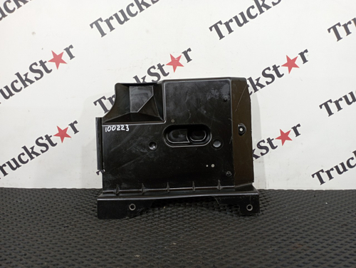 Крышка блока предохранителей