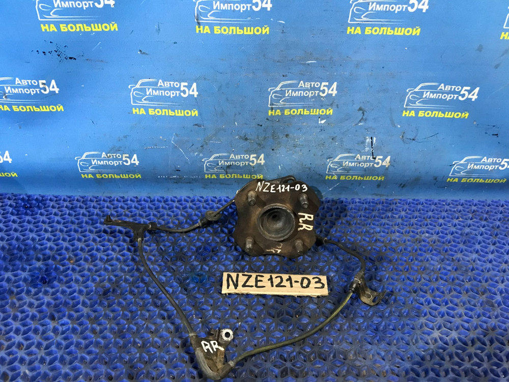 Ступица задняя правая TOYOTA FIELDER 2002