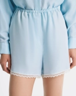 Шорты из купры с кружевной окантовкой