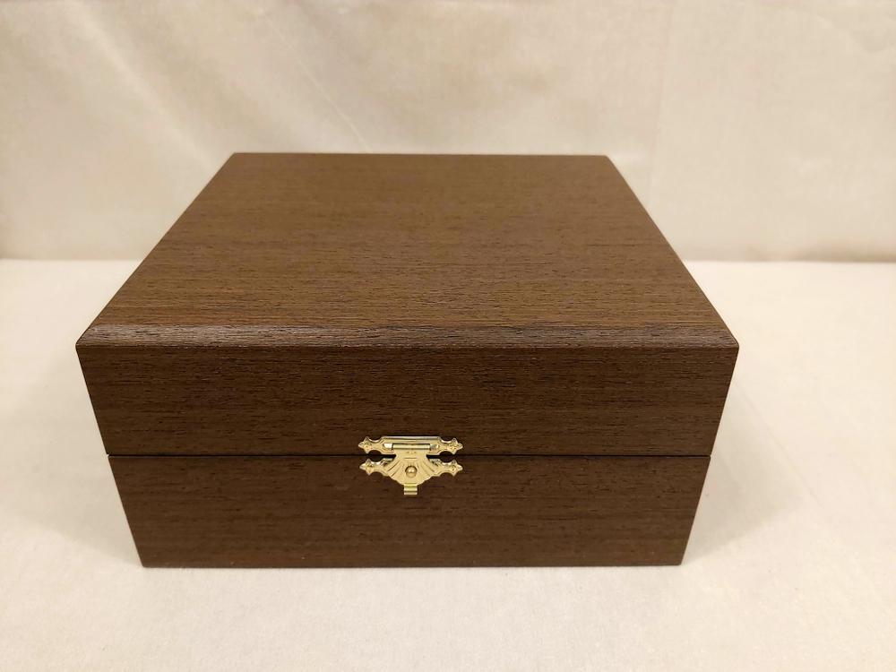 Подстаканник "Подарок строителю" с эмалью в подарочном футляре