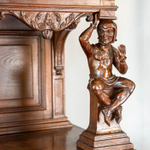 Буфет с рыцарской тематикой в стиле Генриха II