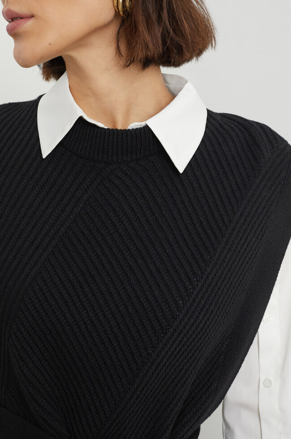 1732 Жилет женский (черный)