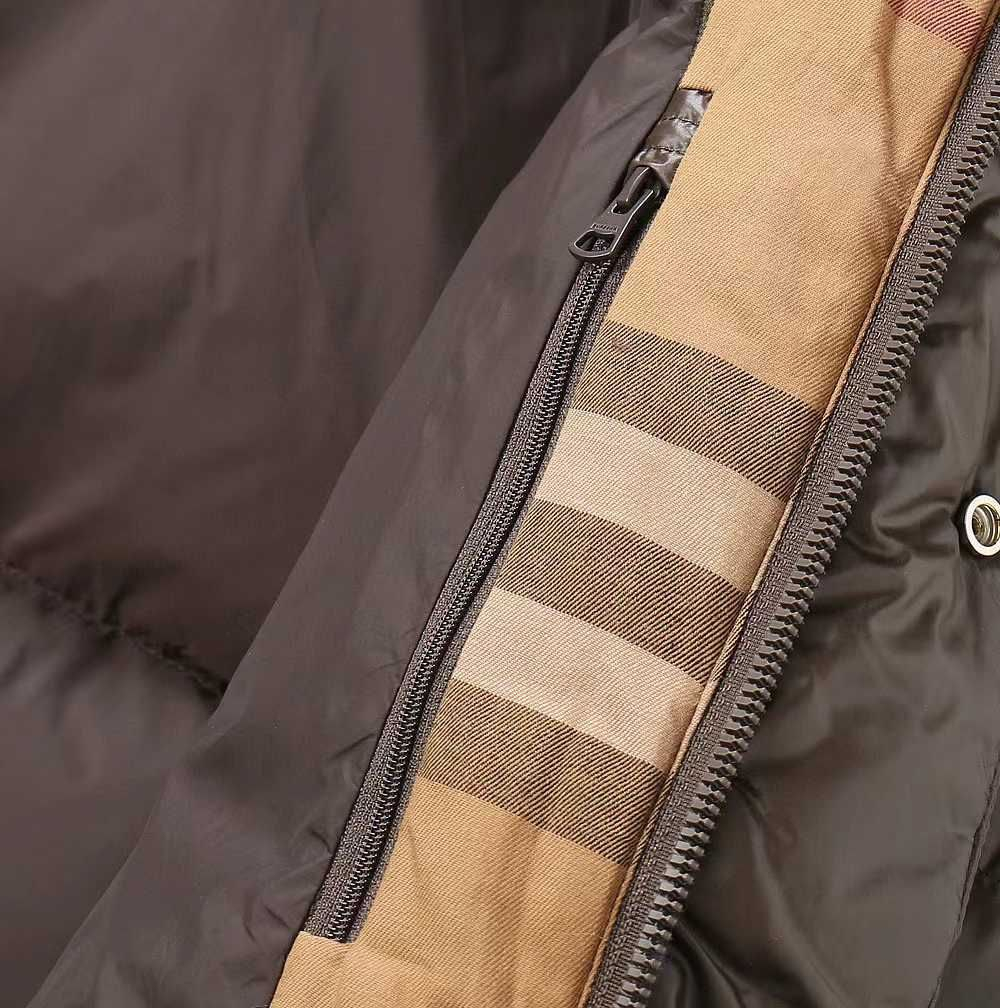 Пуховик Burberry