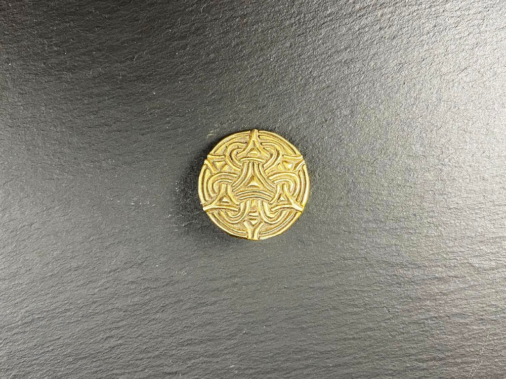 Фибула. Псков 10-11 в. (круглая)