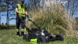 Газонокосилка Greenworks GC82LM61S (без АКБ и ЗУ)