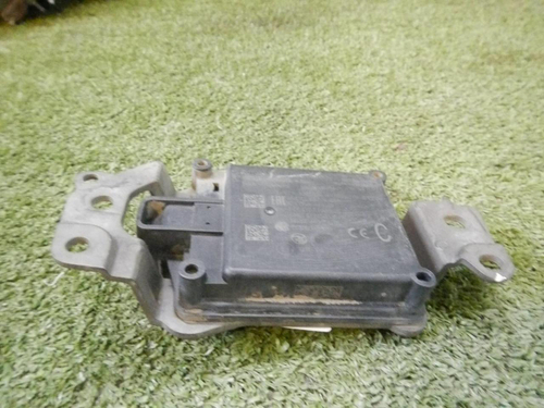 Датчик радарный передний Toyota Camry xv70 (17-21)