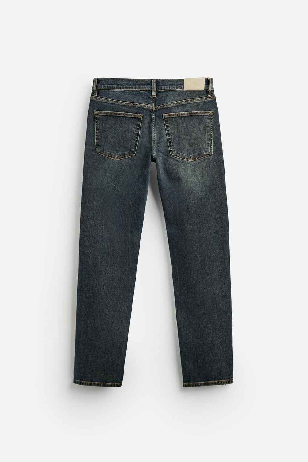 Джинсы slim fit