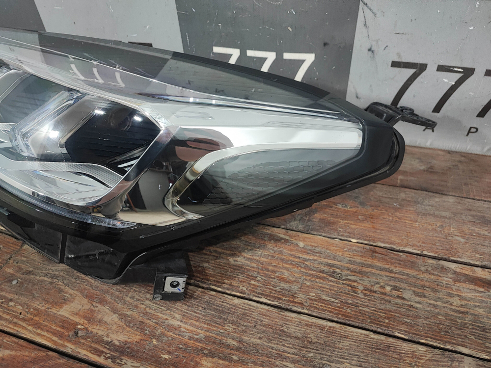 Фара левая LED Chery Tiggo 7 Pro 20-24 Б/У Оригинал 605000199AA