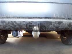 Фаркоп оцинкованный Galia K028A для Kia Sorento 2002-2009(паспорт и сертификат в комплекте)(без электрики)