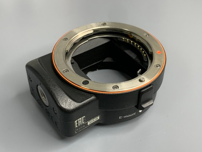 Адаптер Sony LA-EA3