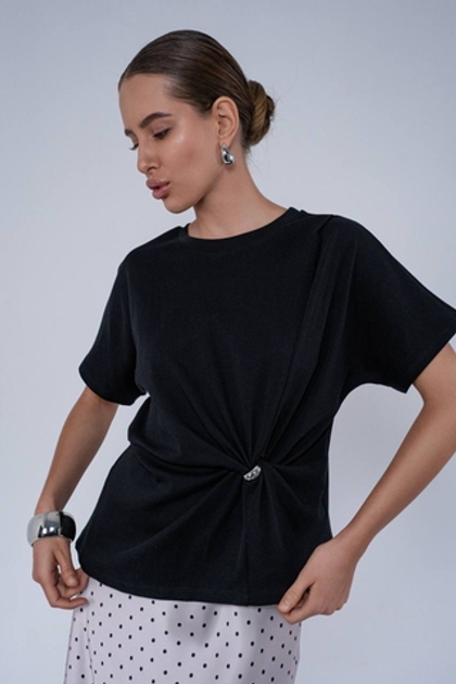 Футболка с драпировкой