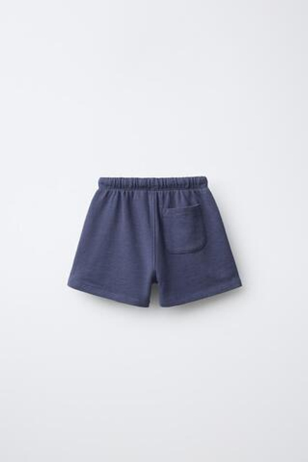 ZARA ШОРТЫ ИЗ МЯГКОЙ ТКАНИ С НАДПИСЬЮ, ВЫЦВЕТШИЙ СИНИЙ