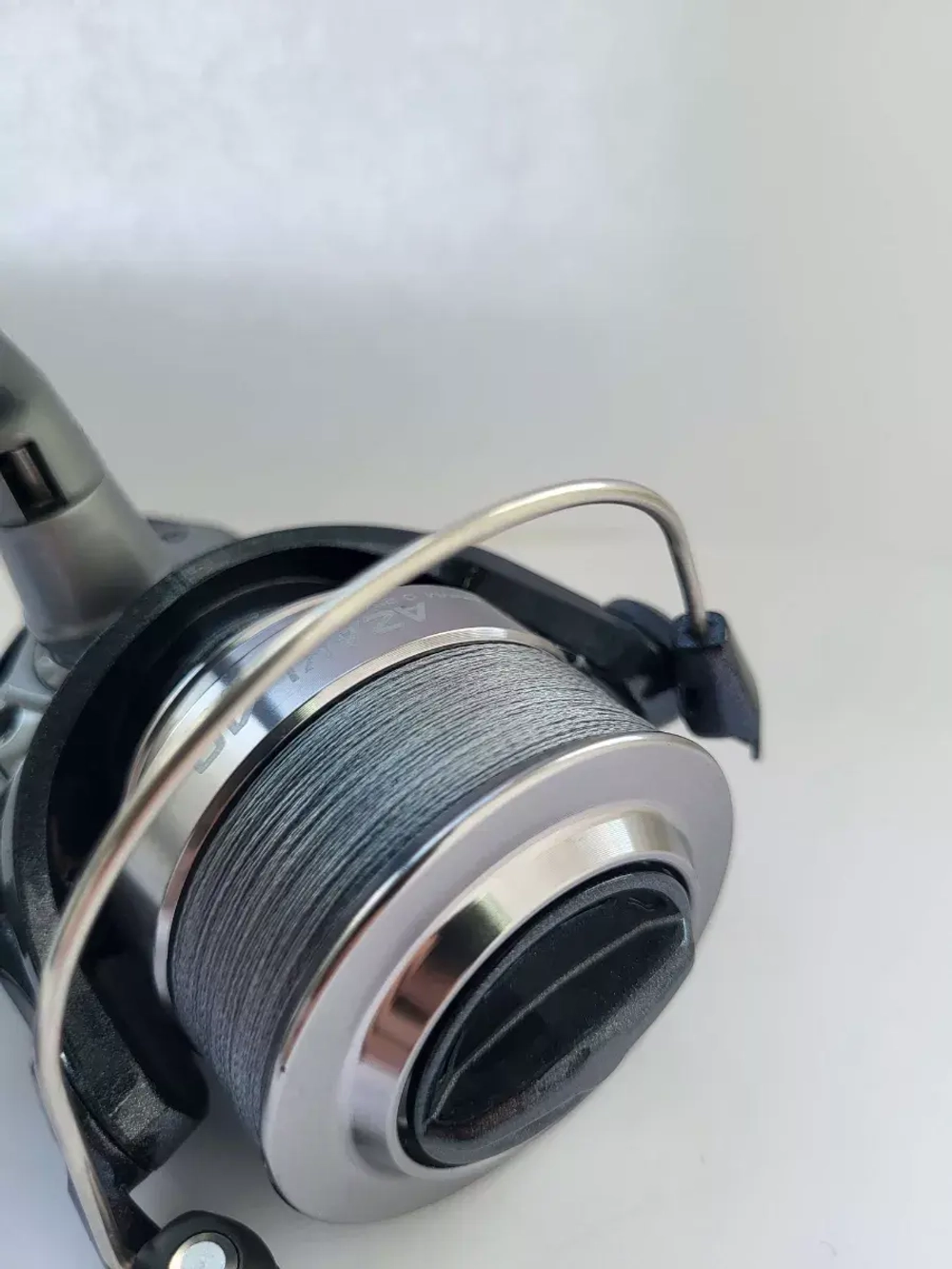 Катушка безынерционная Azaki 40 с плетёной леской