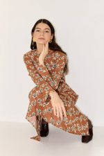 Платье силуэтное