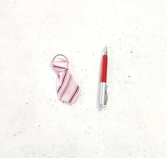 Набор подарочный 2в1 (ручка + брелок - галстук)