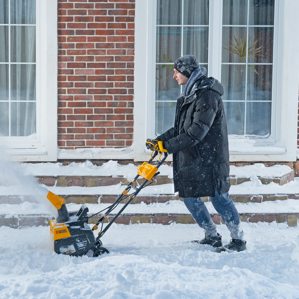 Снегоуборочная машина аккумуляторная Denzel ESB-460-0