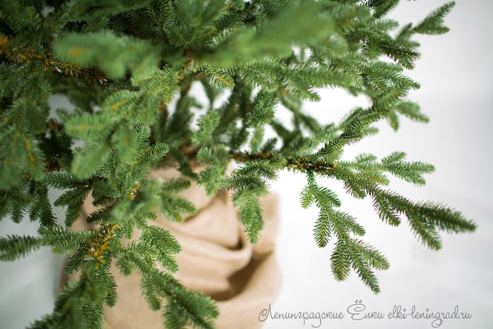 Искусственная ель на ножке «Датская» (хвоя Литая) 210 см / 2.1 м