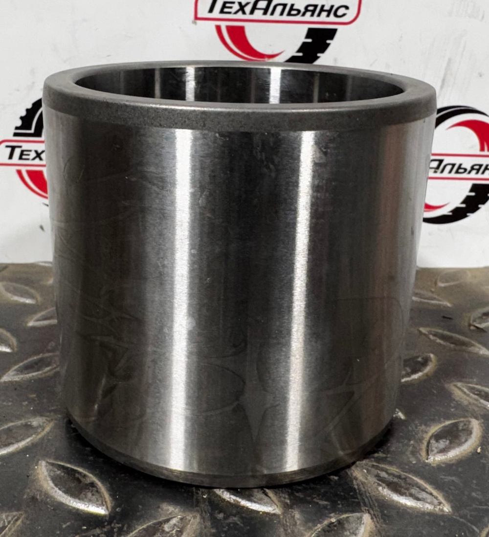 Втулка 707-76-75060