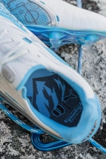 Бутсы Puma King Ultimate FG/AG Conquer your Mountain - белый