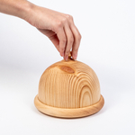 Масленка из дерева Сибирский Кедр для сливочного масла. MS4