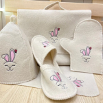 Набор "Портфель" 5 предметов "Зайка с ушками" (портфель, шапка, варежка, коврик, тапочки)