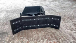 Отвал для навоза, скребок