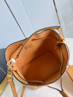 Louis Vuitton NeoNoe MM