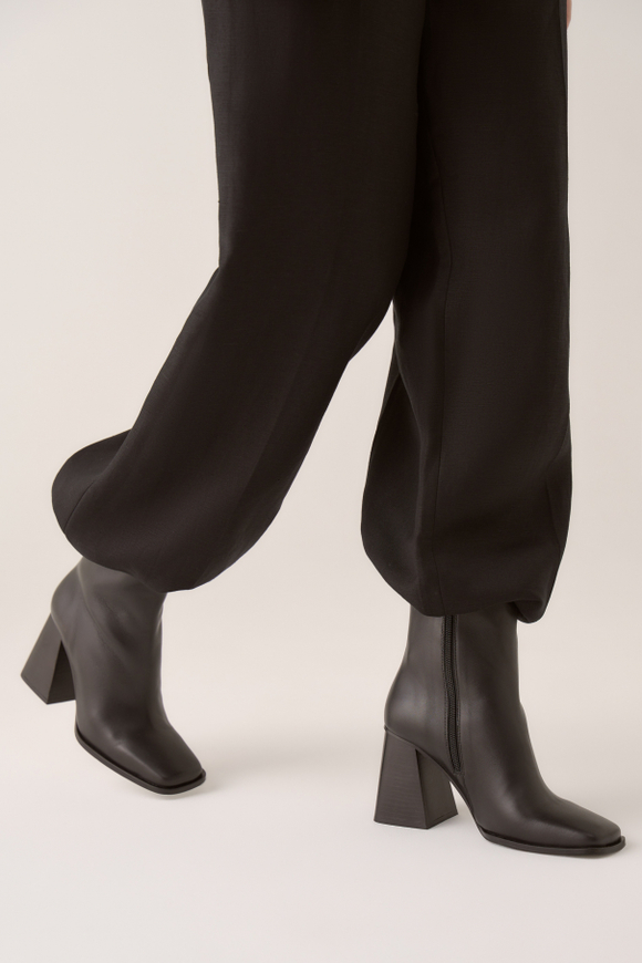 Ботинки на высоком каблуке Bobbies Wilma