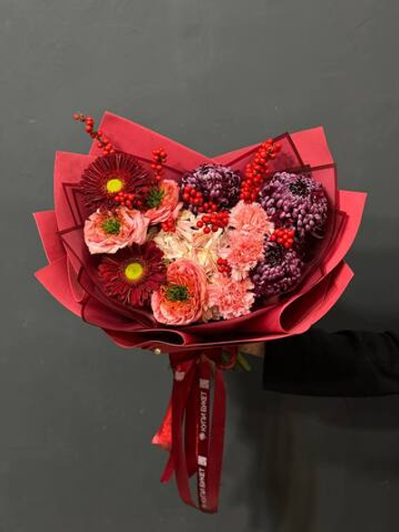 Авторский букет "Пламя любви"