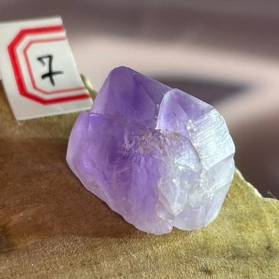 35791 Аметист необработанные кристаллы 18-22мм