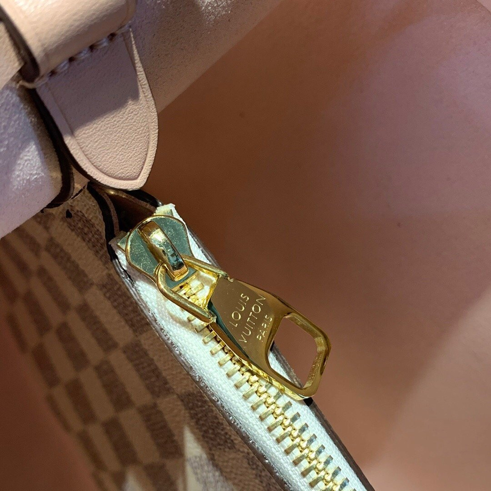 Louis Vuitton NeoNoe MM