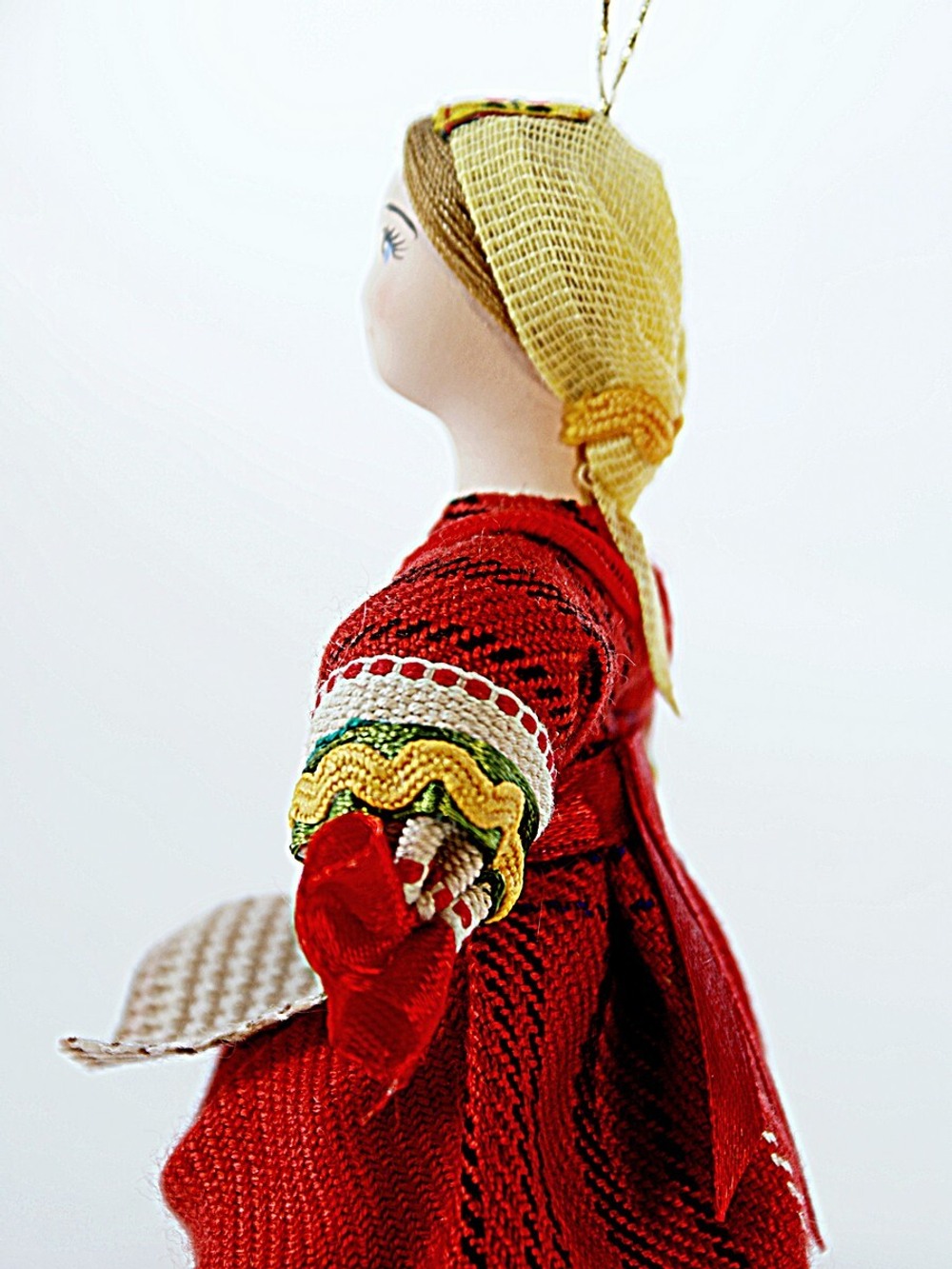 Кукла-подвеска Удмуртка в косынке