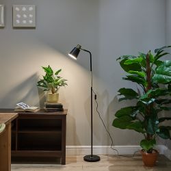 UML-T700 E27 BLACK Торшер напольный под лампу Е27. 40W. с регулировкой наклона. Механический выключатель. Черный. ТМ Uniel