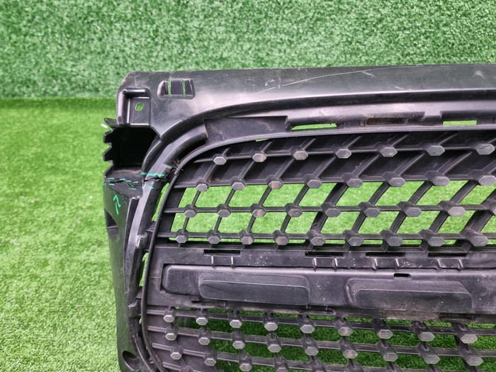 Решетка радиатора Mercedes GLB X247 (2019-2023)