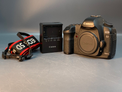 Canon 5D Mark II 208134 Кадров