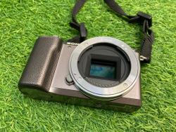 Sony A5100 kit 16-50mm 5.600 кадров