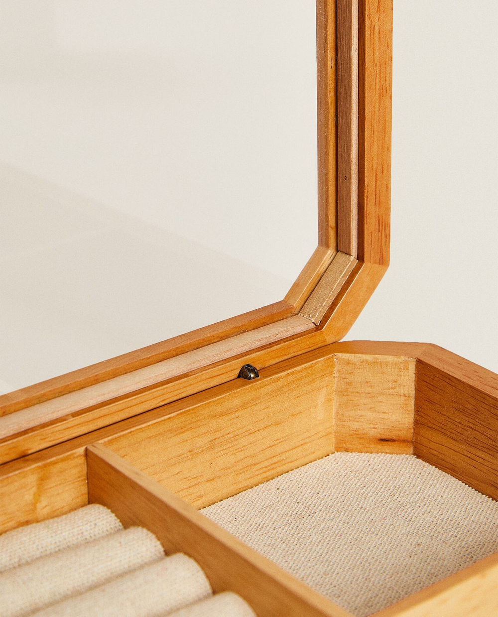 ZARA HOME ДЕРЕВЯННАЯ ШКАТУЛКА ДЛЯ ЮВЕЛИРНЫХ ИЗДЕЛИЙ