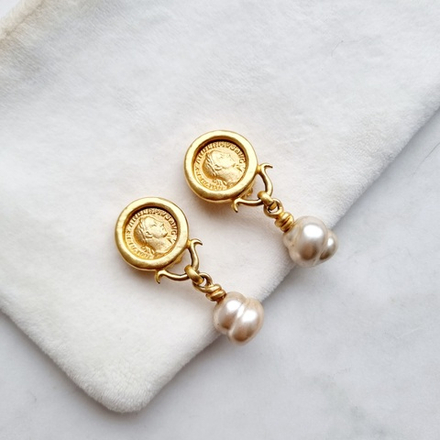 Клипсы Linda Levinson с барочным жемчугом