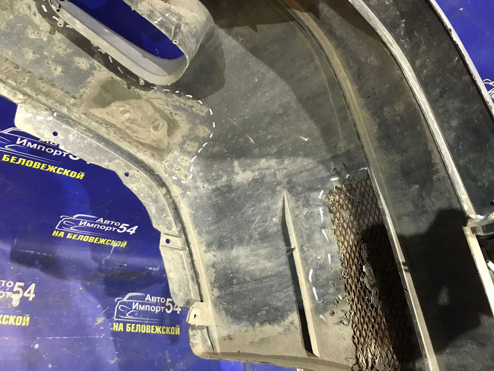 Бампер передний MAZDA MPV 1996