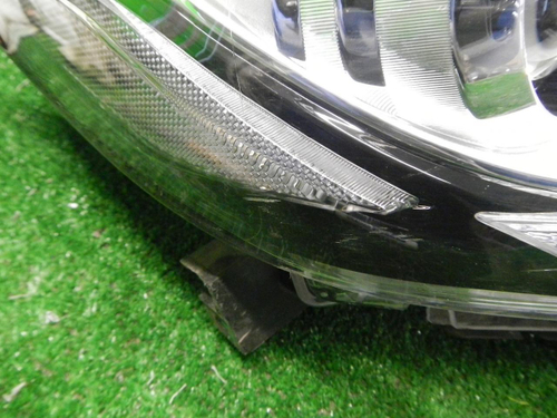 Битая Фара правая Nissan Murano Z52 (14-22) LED