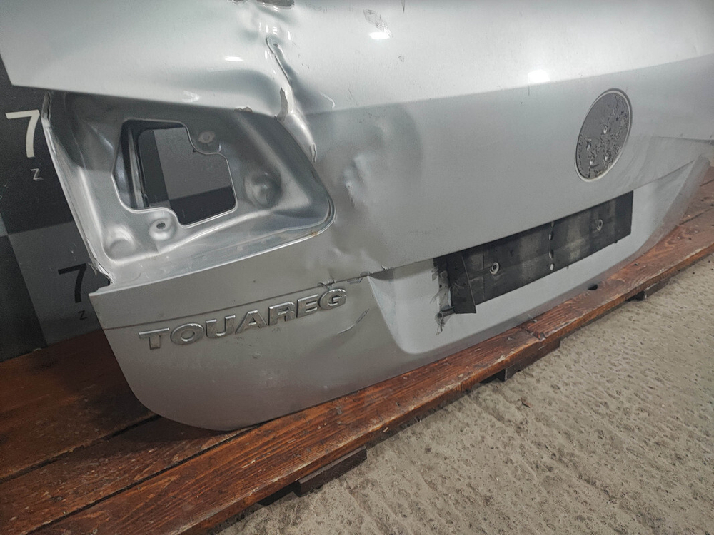 Крышка багажника Volkswagen Touareg 2 10-18 Б/У Оригинал 7P6827159B