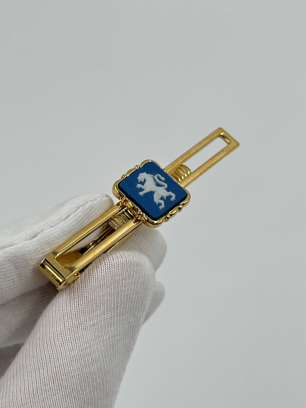 Зажим для галстука «Лев» Wedgwood