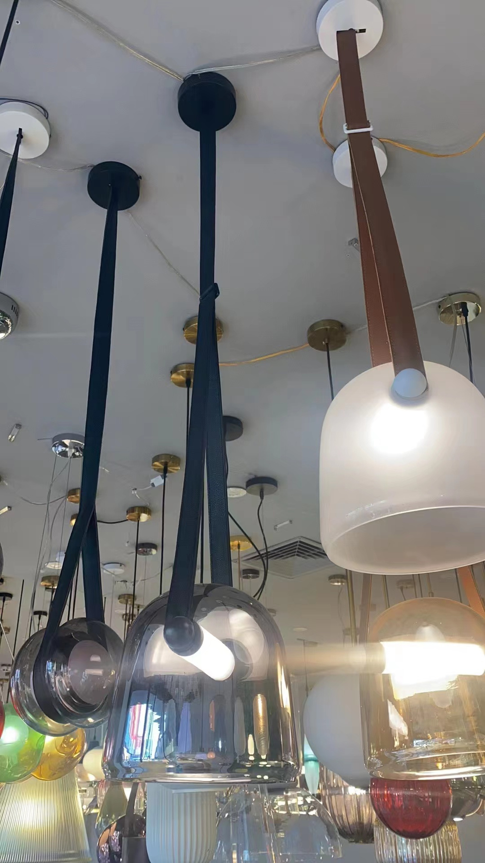 Pendant design lamp Mona by Brokis