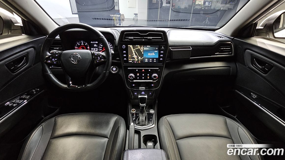KG Mobility (Ssangyong) Very New Tivoli Дизель 1.6 2WD (06.2020)