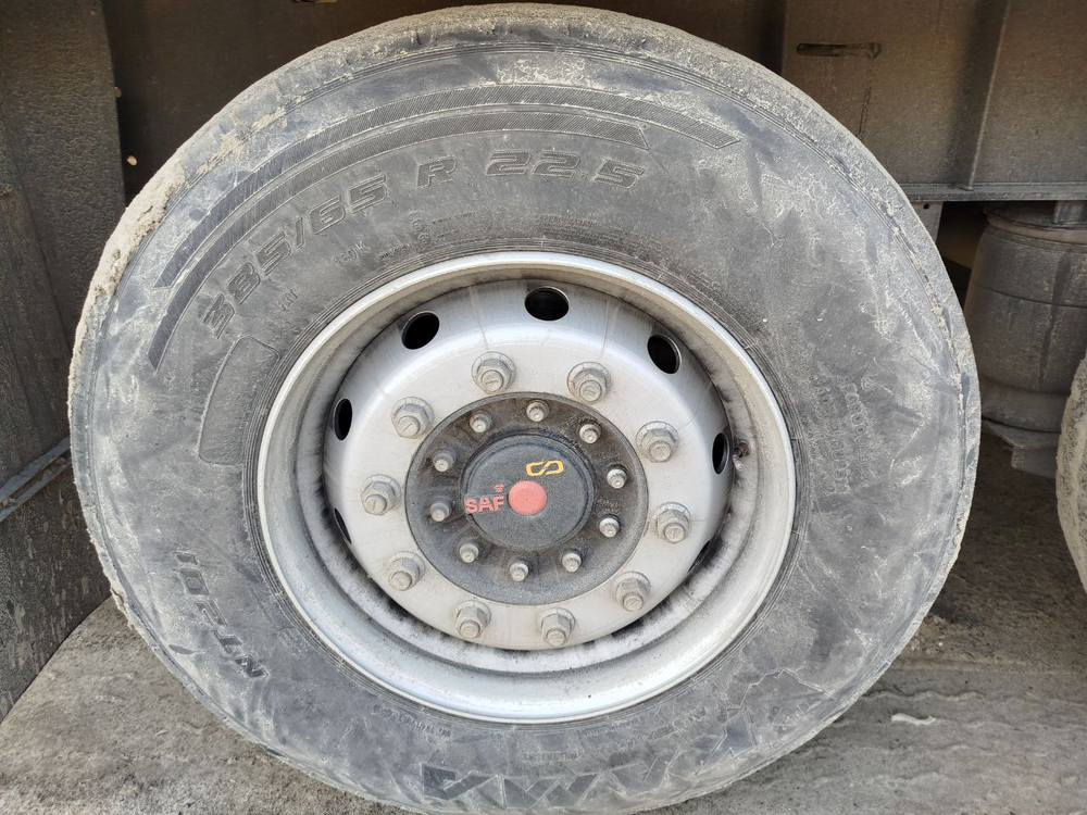 Туймазинский завод автобетоновозов 5885* Полуприцеп шторный 588510