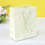 Пакет бумажный 12*15*7см с ручками "Квадраты" бежевый