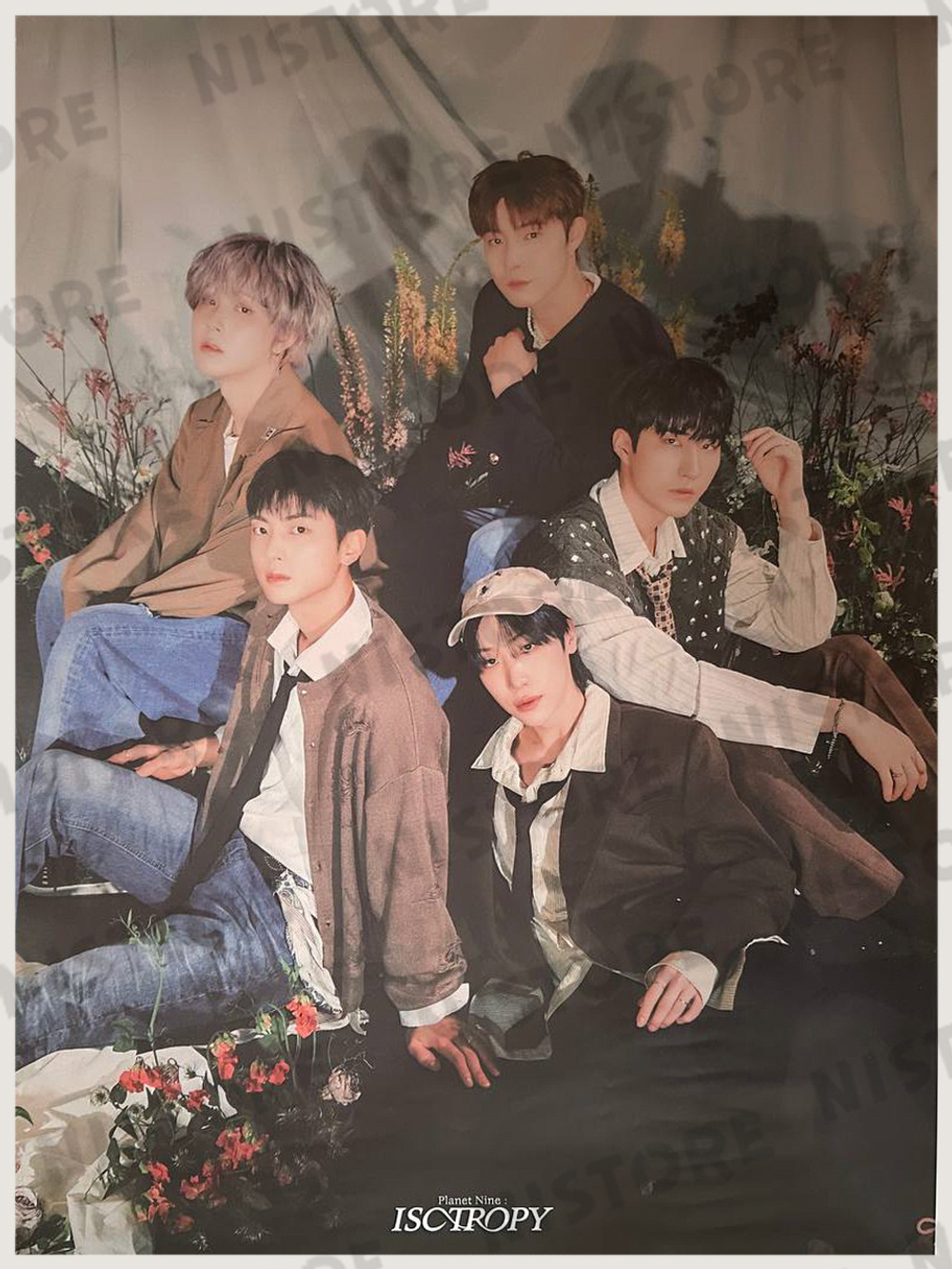 Постеры ONEWE - 3RD MINI ALBUM Planet Nine : ISOTROPY
