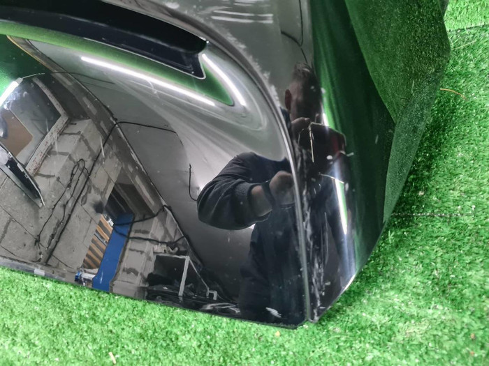 Спойлер крышки багажника Range Rover Sport 2 L494 (2017-2022)