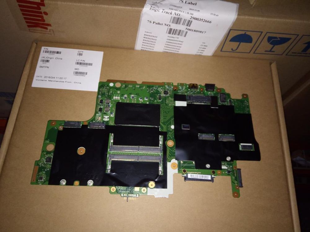Материнская плата для ноутбука Lenovo P70 E3-1505M v5 Y-AMT Y-TPM (01AV324)