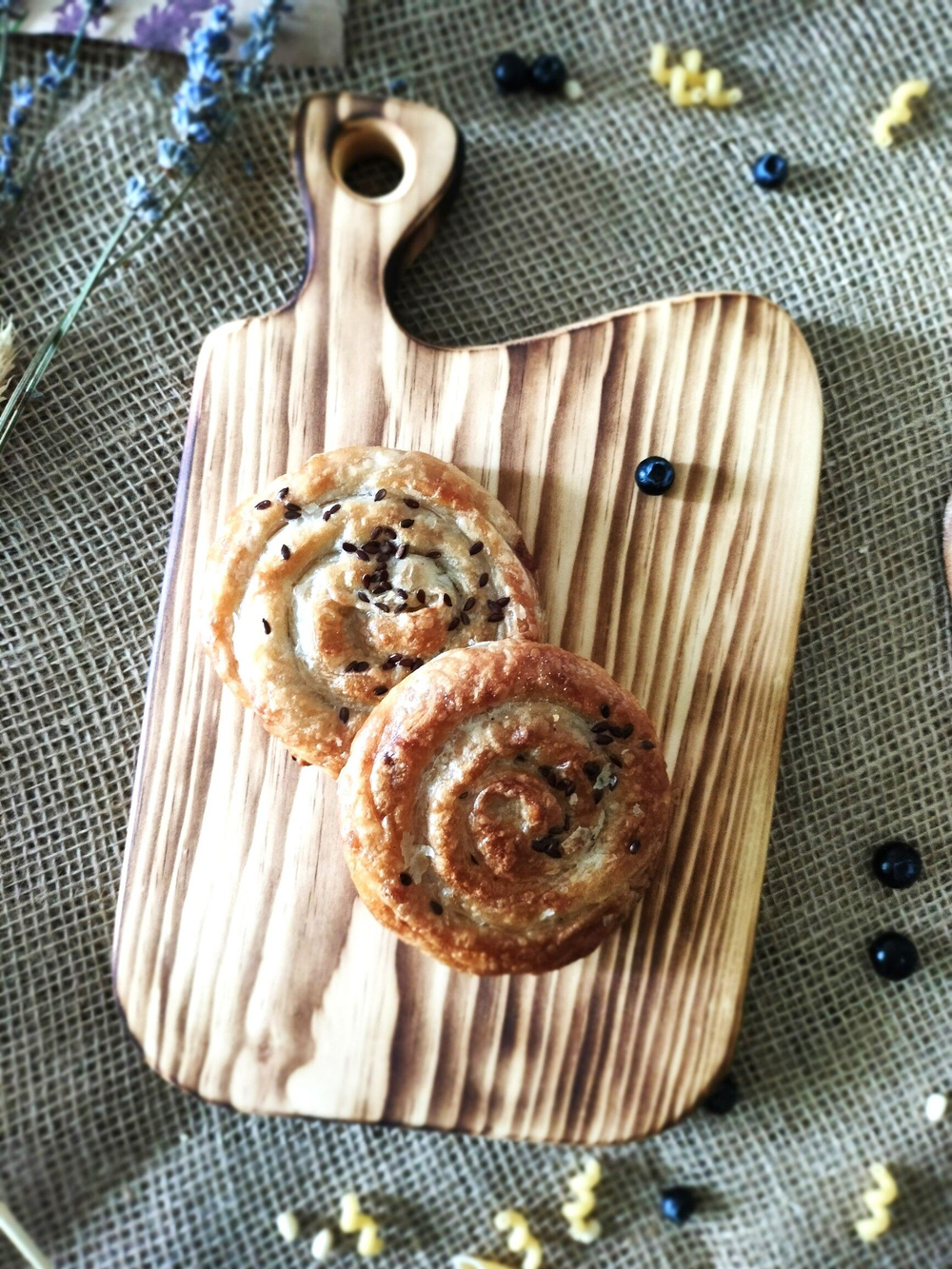 Доска разделочная из дерева сервировочная